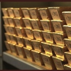 کاهش اندک‌ قیمت طلا و تثبیت در محدوده ۲۰۰۰  دلاری